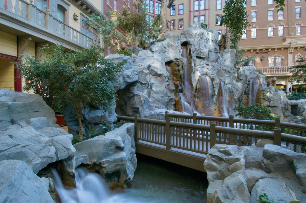 Sam'S Town Hotel And Gambling Hall Las Vegas Amenities photo